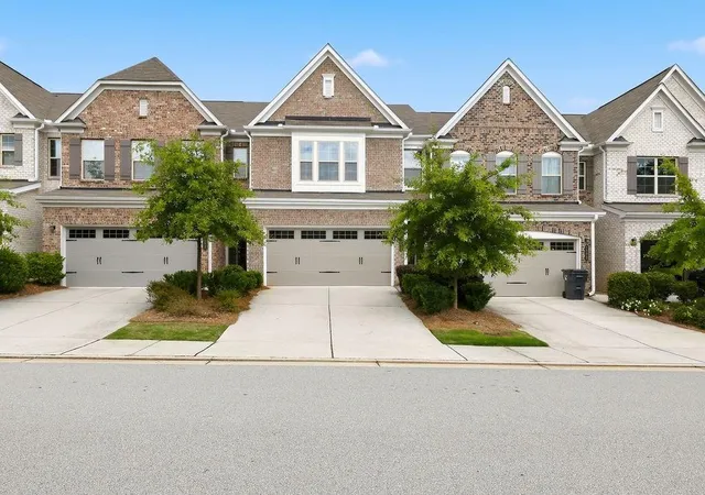 Homes for sale in Buford, GA | 1162 Lanier Willow Path, Buford, GA 30518 | MLS# 7779787