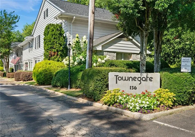 3rd image of 136 Peachtree Memorial Dr #VA3, Atlanta, GA 30309 | MLS# 7805546