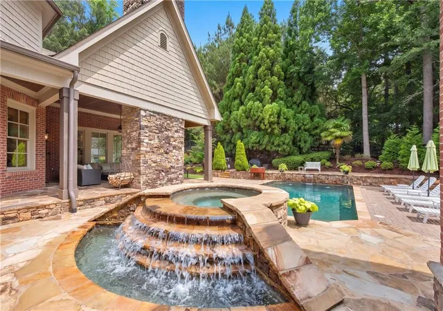 Photo 3 of Single family home for sale at 13942 Tree Loft Rd, Alpharetta, GA 30004 | MLS# 7830112 | Listing updated on 2026-09-08