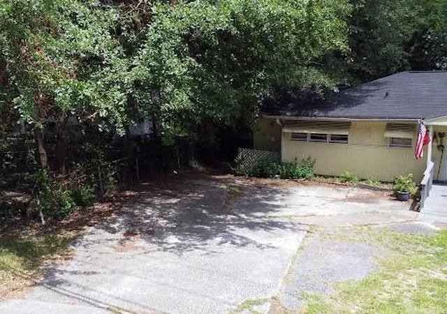 Photo 3 of Single family home for sale at 5017 Oakdale Rd Se, Smyrna, GA 30080 | MLS# 7810285 | Listing updated on 2026-09-08