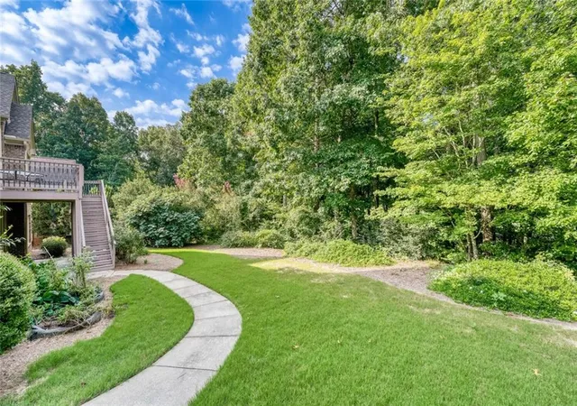 Photo 3 of Single family home for sale at 2180 Enclave Ml Dr, Dacula, GA 30019 | MLS# 7814764 | Listing updated on 2026-09-14