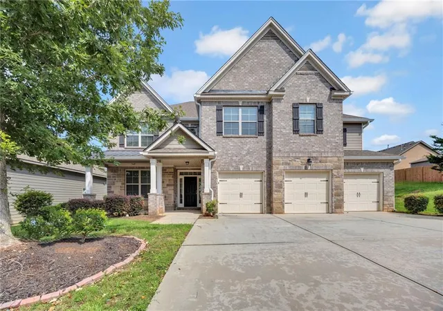 1st image of 910 Southfork Dr, Loganville, GA 30052 | MLS# 7819774