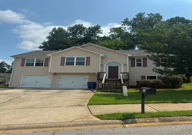Photo 2 of Sale Pending at 603 Cole Crk Dr, Dallas, GA 30157 | MLS# 7814607 | Listing updated on 2026-09-04