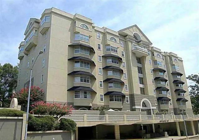 Condominium at 2499 Peachtree Rd Ne #608, Atlanta, GA 30305 | MLS# 5074472 |  | Sold on 2013-05-03