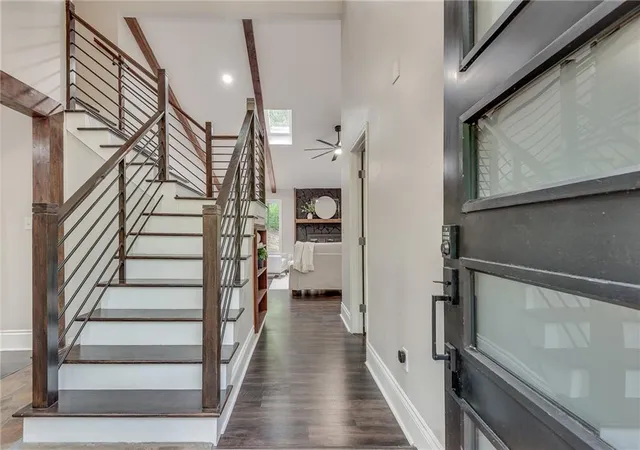 Photo 3 of Sale Pending at 1820 Cedar Cliff Dr SE, Smyrna, GA 30080 | MLS# 7776811 | Listing updated on 2026-09-03