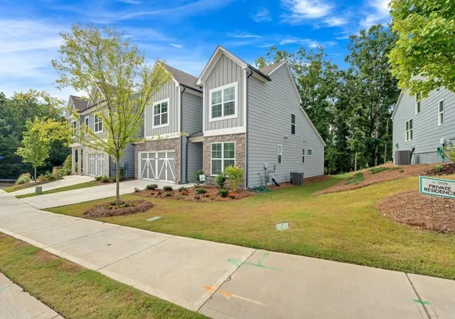 3rd image of 205 Lakeside Pl, Canton, GA 30114 | MLS# 7798151