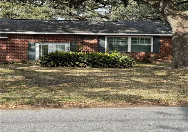 Photo 1 of Single family home for sale at 506 5th Avenue, Brunswick, GA 31520 | MLS# 7820880 | Listing updated on 2026-09-10