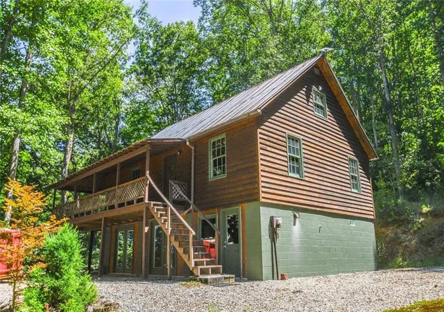 1st image of 391 Crumby Creek Ter, Blairsville, GA 30512 | MLS# 7639978