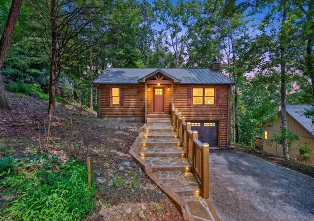 1st image of 986 Mountain Oak Rd, Ellijay, GA 30536 | MLS# 7812053
