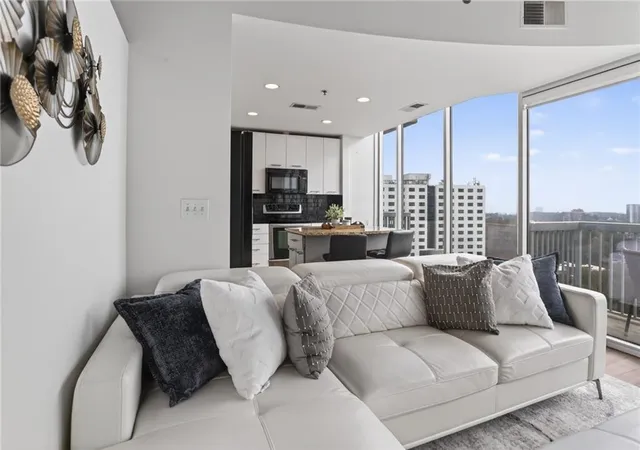 Homes for sale in Atlanta, GA | 3324 Peachtree Rd Ne #1312, Atlanta, GA 30326 | MLS# 7766483