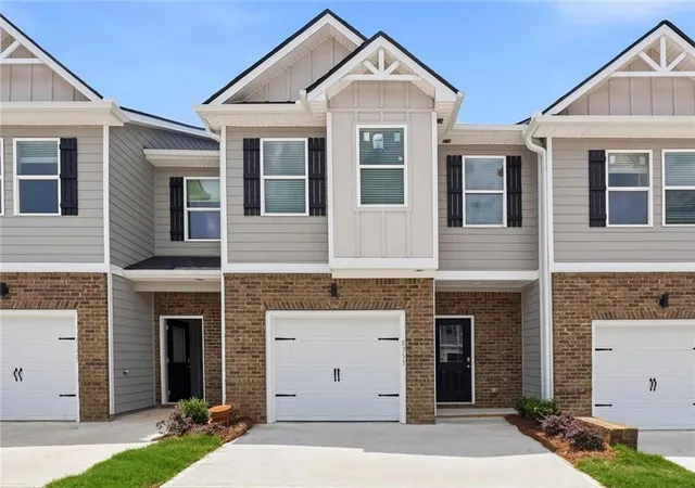 Homes for sale in Palmetto, GA | 8353 Columbia Ct, Palmetto, GA 30268 | MLS# 7768592
