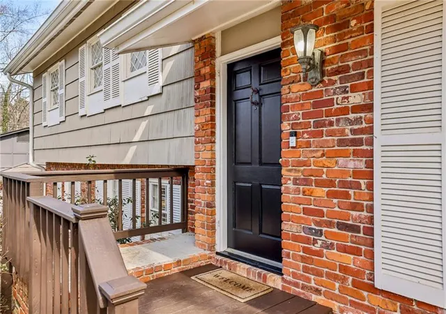 3rd image of 6555 Williamson Dr, Atlanta, GA 30328 | MLS# 7723821