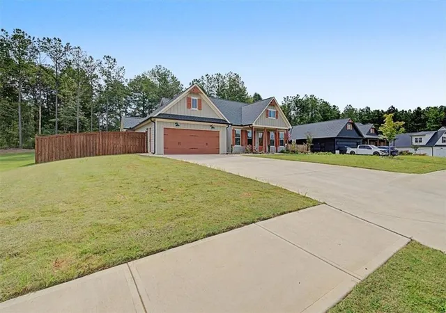 3rd image of 348 Barnwood Dr, Rockmart, GA 30153 | MLS# 7828935