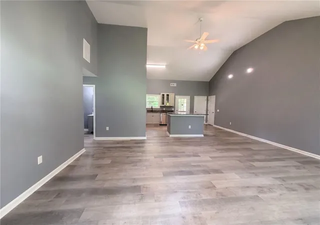 Photo 3 of Single family home for sale at 201 Deerfield Ln, Carrollton, GA 30116 | MLS# 7828765 | Listing updated on 2026-10-07