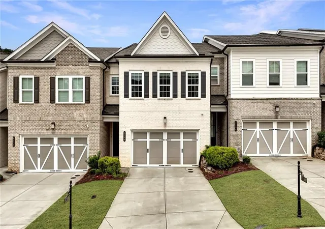 Photo 1 of Townhouse for sale at 6160 Sweetbay Ln, Alpharetta, GA 30004 | MLS# 7817063 | Listing updated on 2026-09-15