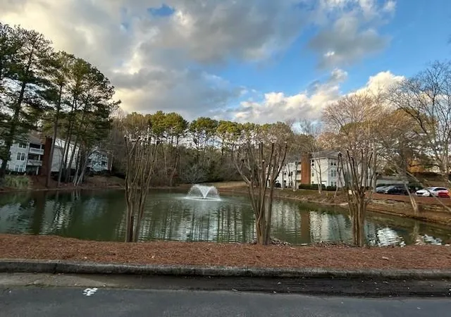 Photo 2 of Condo for sale at 1376 Keys Lake Dr Ne, Brookhaven, GA 30319 | MLS# 7526963 | Listing updated on 2026-08-28