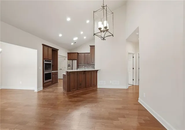 Listing Photo 5 - Condo for sale in building located at 4204 Lanier Ridge Walk, Cumming, GA 30041 - Unit #503