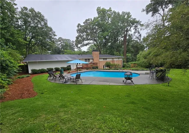 Photo 4 of Single family home for sale at 2637 Sunny Ln SE, Marietta, GA 30067 | MLS# 7789539 | Listing updated on 2026-08-06