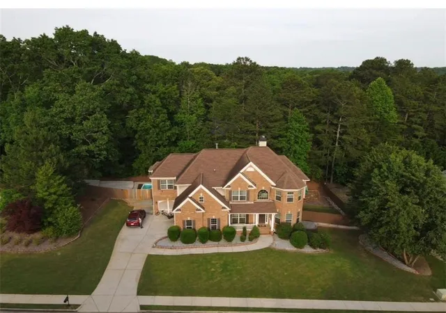 Photo 4 of Single family home for sale at 3459 Lake Ml Rd, Buford, GA 30519 | MLS# 7812072 | Listing updated on 2026-09-03