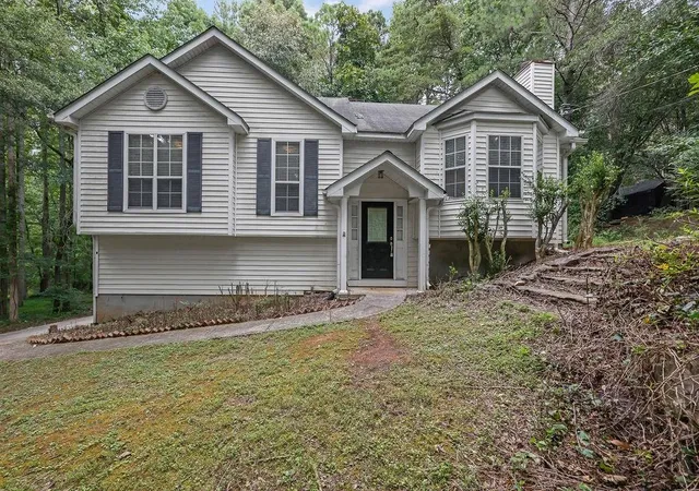Photo 1 of Sale Pending at 454 Bradshaw Ln, Canton, GA 30115 | MLS# 7809218 | Listing updated on 2026-09-09