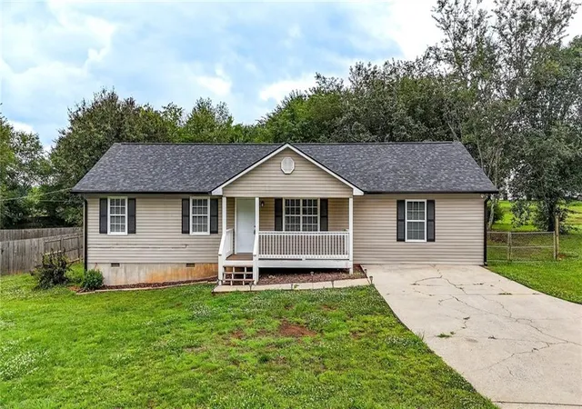 Homes for sale in Cartersville, GA | 76 Picklesimer Rd Sw, Cartersville, GA 30120 | MLS# 7777138