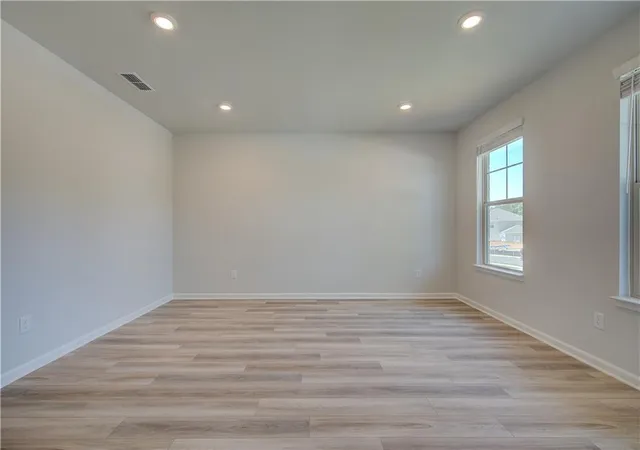 Photo 4 of Single family home for sale at 175 Buffalo Tr, Stockbridge, GA 30281 | MLS# 7798830 | Listing updated on 2026-09-25
