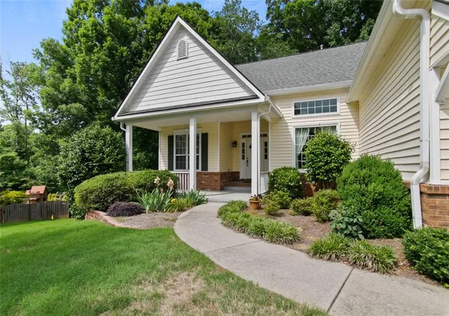 Photo 2 of Single family home for sale at 5723 Rutland Way, Powder Springs, GA 30127 | MLS# 7777805 | Listing updated on 2026-08-19