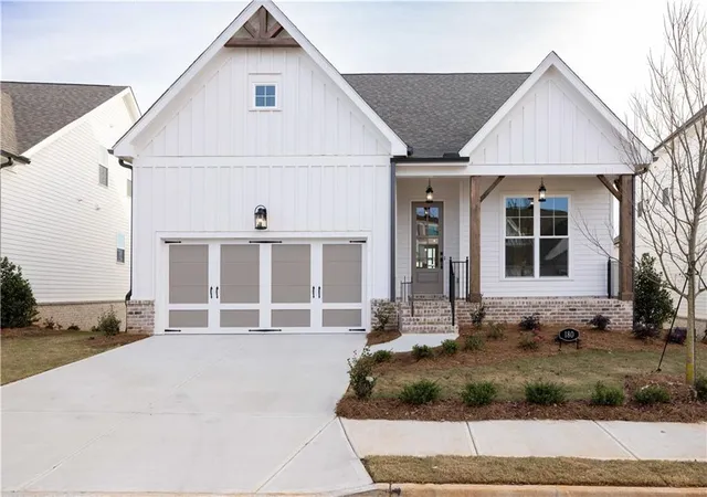 Photo 1 of Single family home for sale at 981 Eastman Ct, Hoschton, GA 30548 | MLS# 7857279 | Listing updated on 2026-10-22