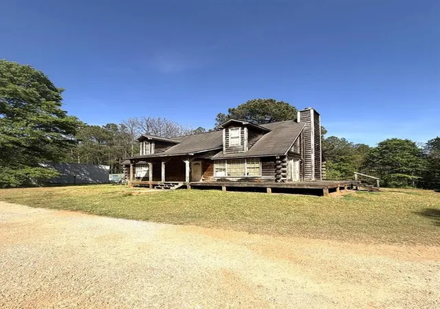 3rd image of 2018 Star Point Rd, Carrollton, GA 30116 | MLS# 7823390