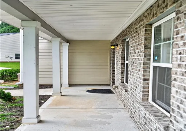 Photo 3 of Townhouse for sale at 2568 Piering Dr, Lithonia, GA 30038 | MLS# 7829418 | Listing updated on 2026-09-20