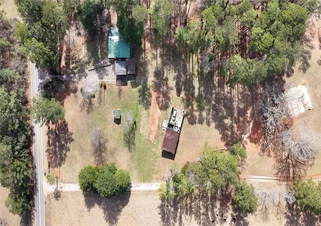 Photo 3 of Single family home for sale at 7275 Bishop Rd, Fairburn, GA 30213 | MLS# 7668619 | Listing updated on 2026-10-11
