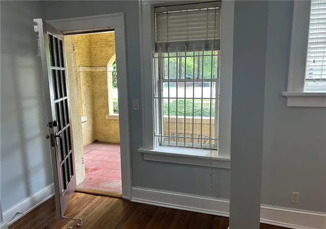 2nd image of 2855 Peachtree Rd Ne #106, Atlanta, GA 30305 | MLS# 7587474