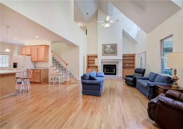 Photo 4 of Single family home for sale at 312 Lake View Tr, Jasper, GA 30143 | MLS# 7779360 | Listing updated on 2026-07-22