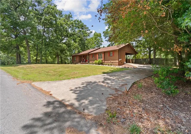 Homes for sale in Calhoun, GA | 234 Chiefvan Ter Ne, Calhoun, GA 30701 | MLS# 7796166