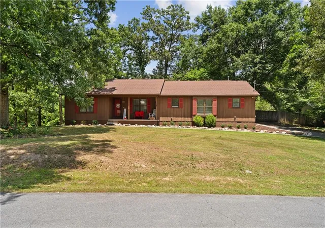 Homes for sale in Calhoun, GA | 234 Chiefvan Ter Ne, Calhoun, GA 30701 | MLS# 7796166