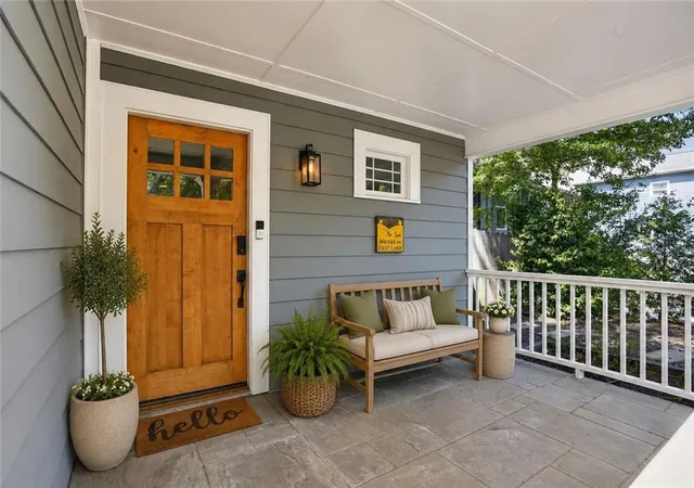 Photo 3 of Single family home for sale at 2818 Tupelo St Se, Atlanta, GA 30317 | MLS# 7810923 | Listing updated on 2026-09-23