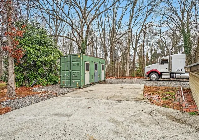 Homes for sale in Douglasville, GA | 3450 W County Line Rd, Douglasville, GA 30135 | MLS# 7701238