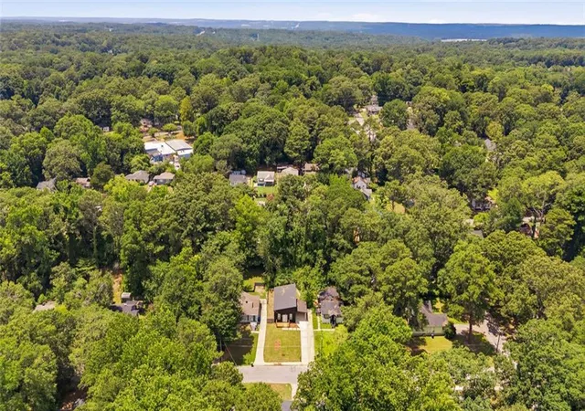 Photo 22 of Sale Pending at 2585 Hood Ave Nw, Atlanta, GA 30318 | MLS# 7803667 | Listing updated on 2026-09-08
