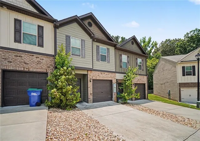 Homes for sale in Atlanta, GA | 1703 Creel Ln, Atlanta, GA 30349 | MLS# 7797983