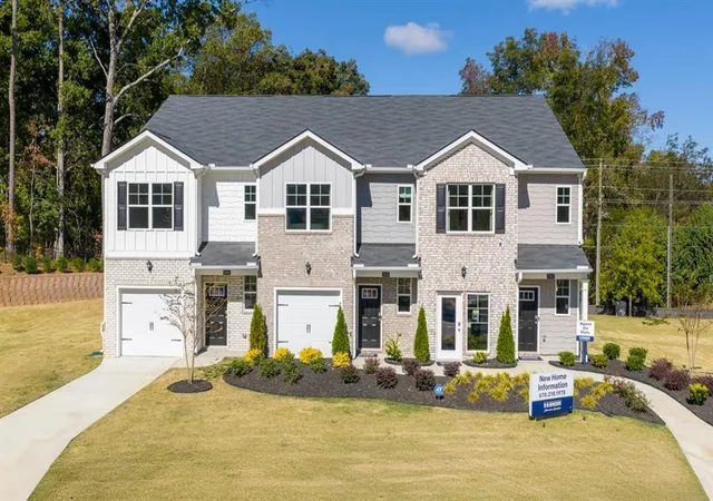 4th image of 2031 Windward Rd, Stone Mountain, GA 30088 | MLS# 7823952