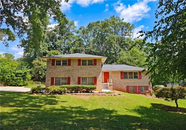 Photo 1 of Sale Pending at 4828 Scotland Dr, Stone Mountain, GA 30088 | MLS# 7795700 | Listing updated on 2026-10-05