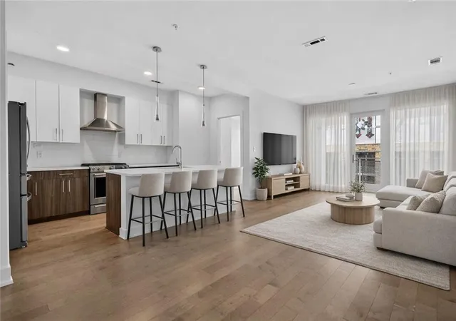 1st image of 775 Juniper St #413, Atlanta, GA 30308 | MLS# 7725656