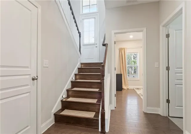 3rd image of 1970 Devonwood Dr, Atlanta, GA 30329 | MLS# 7727702