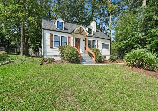 Photo 3 of Sale Pending at 1853 Beecher Rd, Atlanta, GA 30310 | MLS# 7824093 | Listing updated on 2026-09-13