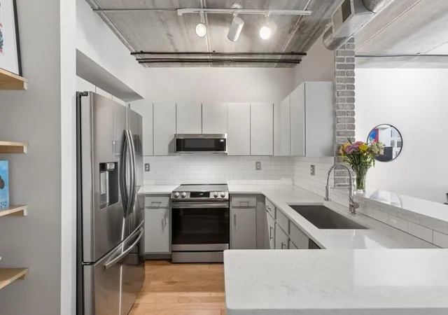 3rd image of 800 Peachtree St Ne #1110, Atlanta, GA 30308 | MLS# 7825616