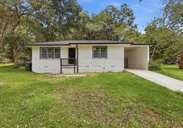 1st image of 8184 Laurel Dr Sw, Covington, GA 30014 | MLS# 7811410