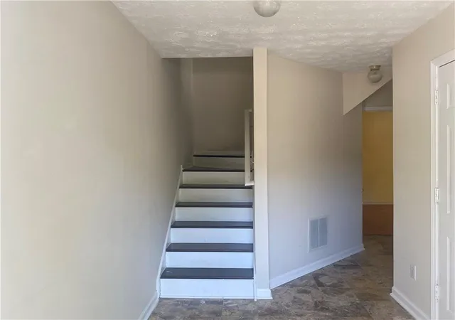 Photo 3 of Sale Pending at 5346 Pinnacle Peak Ln, Norcross, GA 30071 | MLS# 7751338 | Listing updated on 2026-09-11