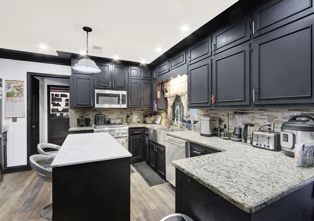 3rd image of 714 Wetherborn Pl, Stone Mountain, GA 30083 | MLS# 7822965