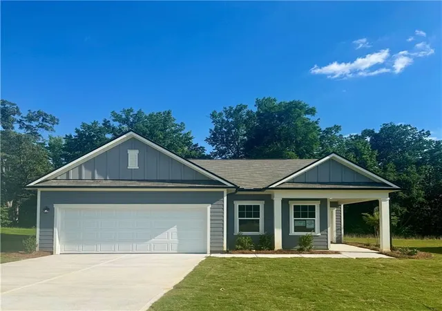 1st image of 29 Crescent Blvd, Carrollton, GA 30116 | MLS# 7781667
