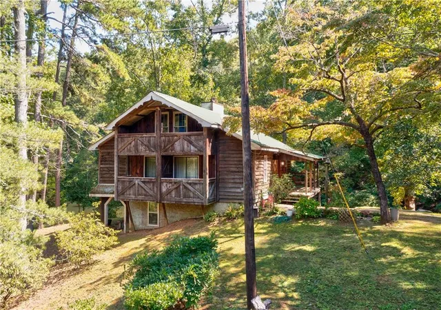Photo 2 of Single family home for sale at 434 Mill Crk Dr, Dawsonville, GA 30534 | MLS# 7822520 | Listing updated on 2026-09-01